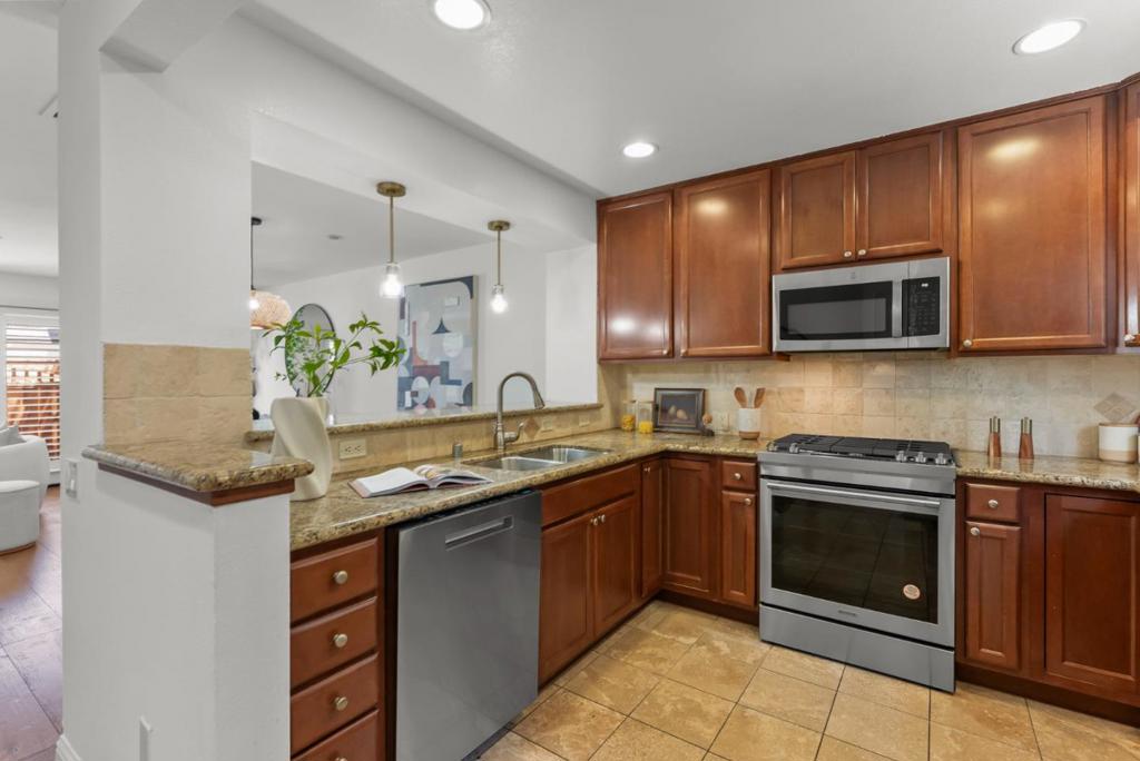 857 Carlisle Way 128