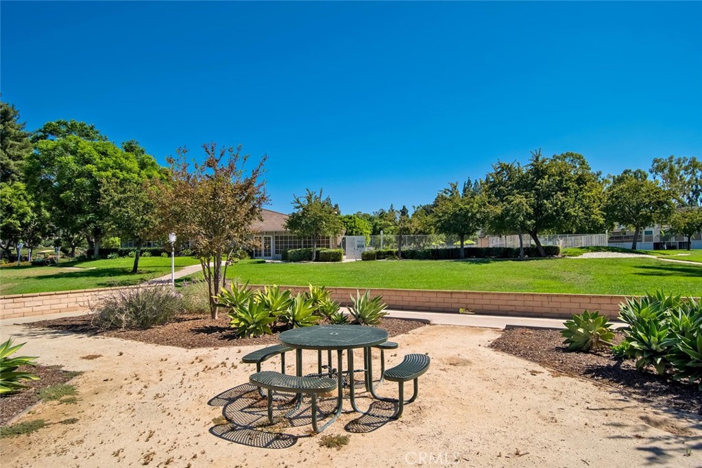 Laguna Village (LV) - Residential