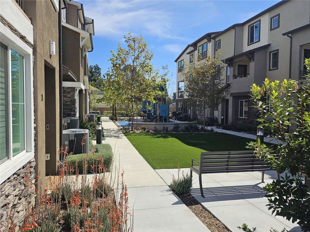 11737 Florence Avenue 6