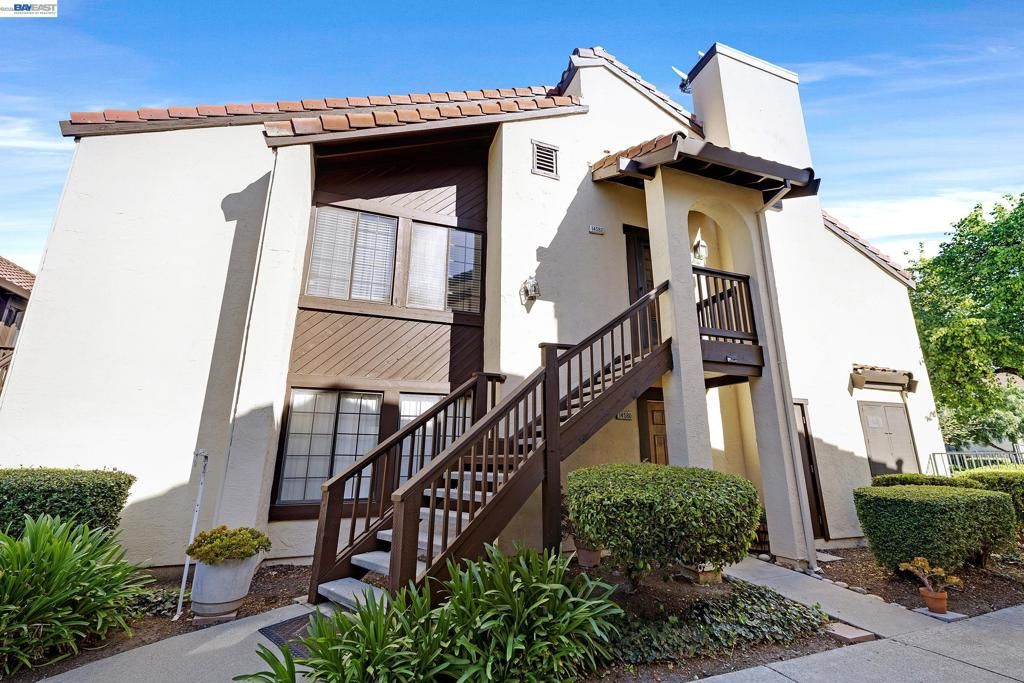 Photo of 14582 Outrigger Dr, San Leandro, CA 94577 (MLS # 41127537)