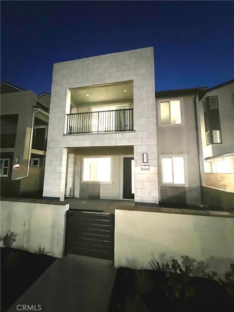 Photo of 524 Gadwall, Irvine, CA 92618 (MLS # IG26026021)