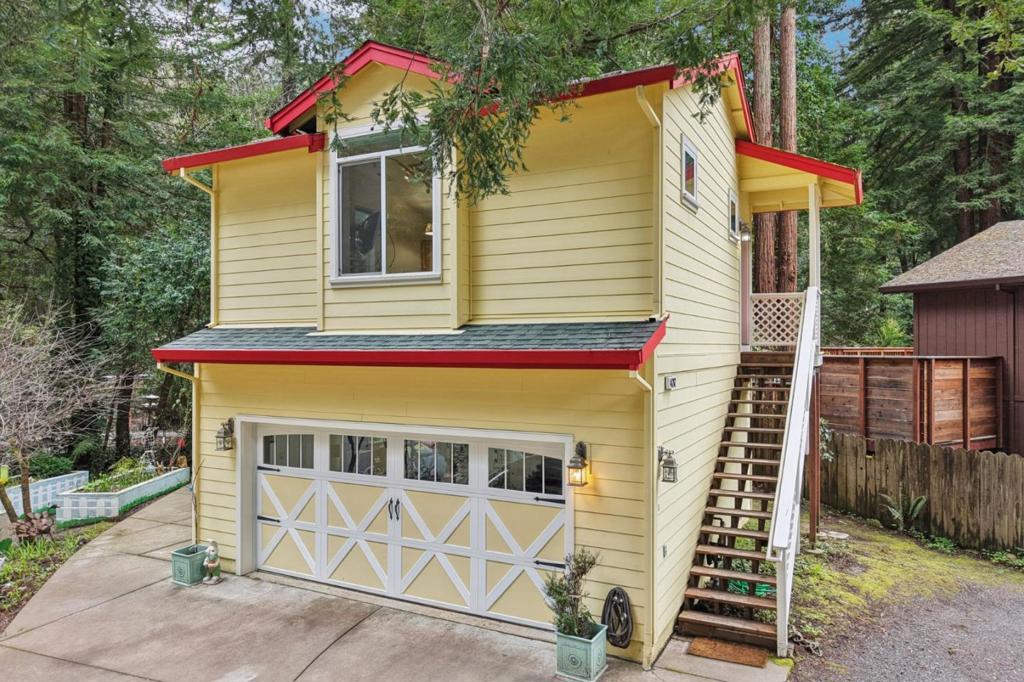 14262 Laurel Place