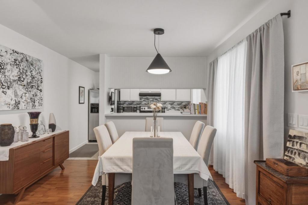 3095 Marina Drive 49