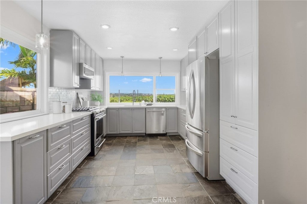 23436 Ancia Lane, Mission Viejo CA 92691 - Photo 13