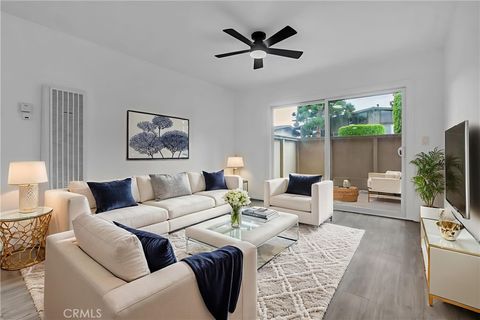 Photo of 23334 Sesame Street #E, Torrance, CA 90502 (MLS # DW25216290) Photo of 23334 Sesame Street #E, Torrance, CA 90502 (MLS # DW25216290)