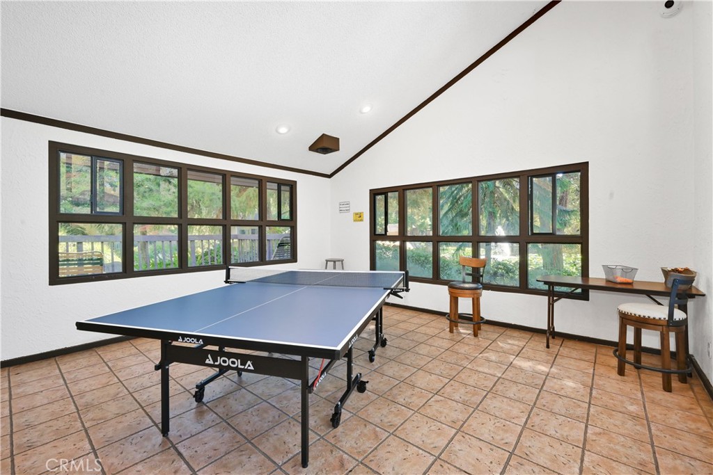 The Lakes (TLK) - Residential