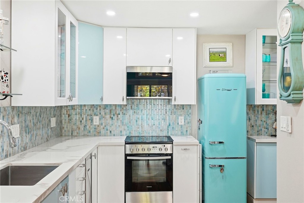 The Lakes (TLK) - Residential