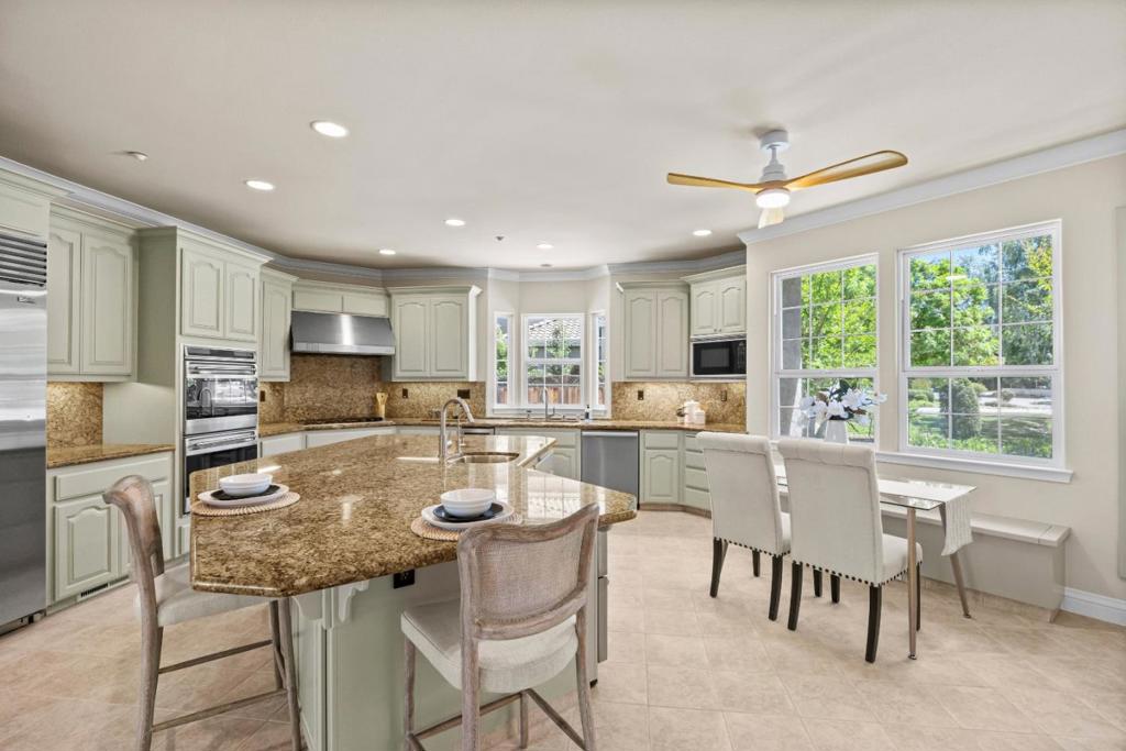 1815 Silverwings Court