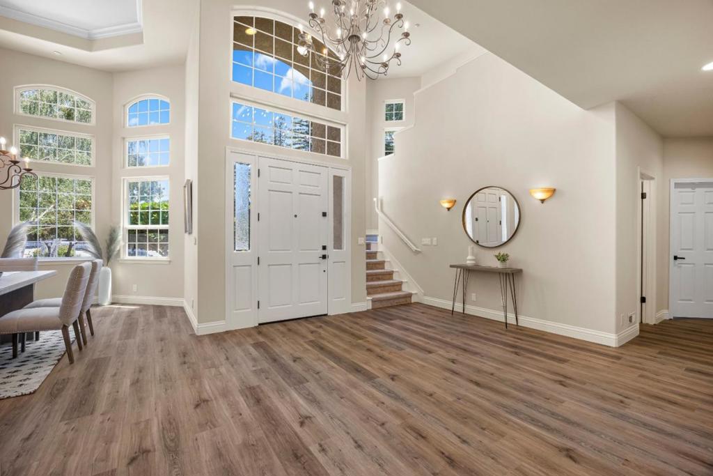 1815 Silverwings Court