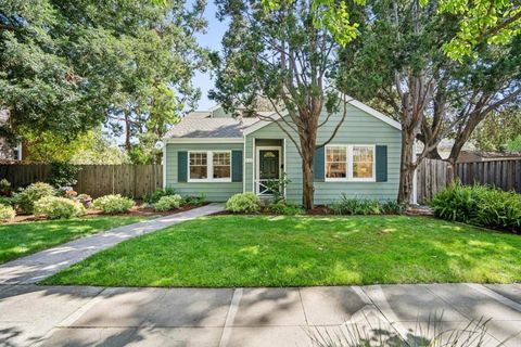 Photo of 111 Elm Street, Menlo Park, CA 94025 (MLS # ML82045447)