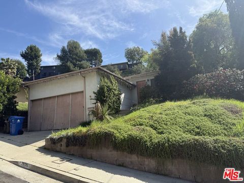 Photo of 2630 Saxon Drive, Los Angeles, CA 90065 (MLS # 26663567)