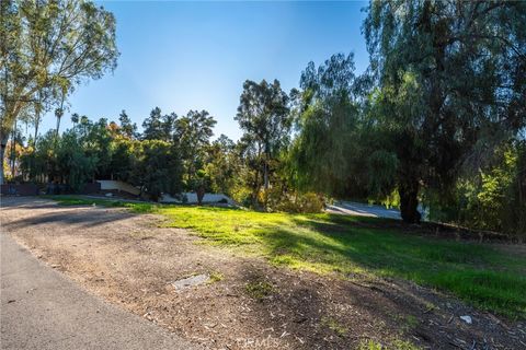 Photo of 0 Campbell Avenue, Redlands, CA 92373 (MLS # IG25226353)