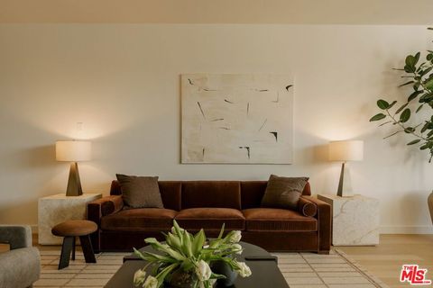 Photo of 702 N Doheny Drive #101, West Hollywood, CA 90069 (MLS # 25623691)