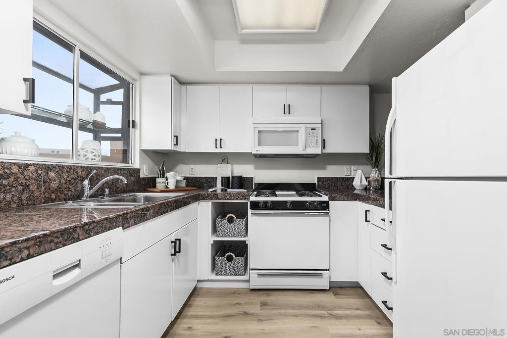 3985 Wabaska Dr 1