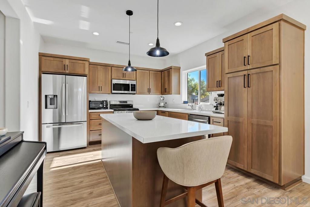 130 Scenic Dr