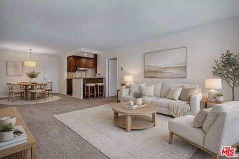 7740 Redlands Street M3075 Playa Del Rey CA 90293