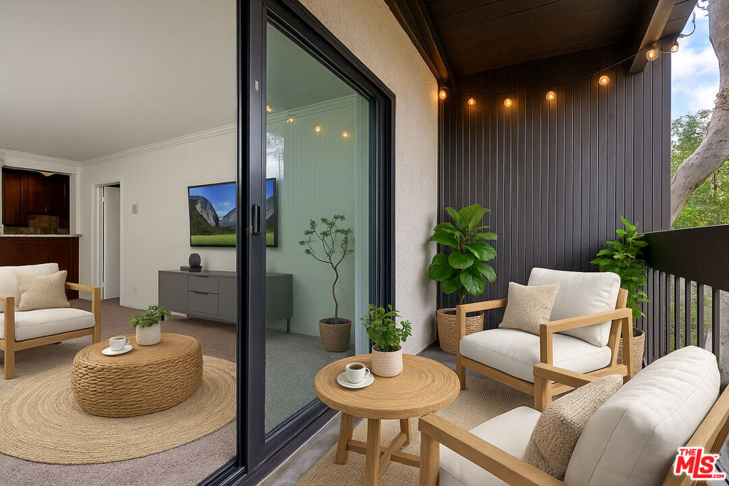 7740 Redlands Street M3075