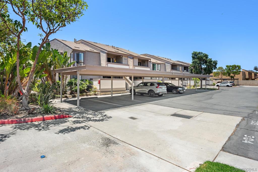 Terrific 1 Bedroom 1 Bathroom Unit in the Highly Coveted Woodbridge Estates Complex in Serra Mesa. Centrally Located. Rarely Available Upstairs Corner Unit! Move-In Ready! Updated Kitchen & Bathroom. Stainless Steel Appliances. Newer Ceiling Fans. The WORKS! Central AC. Open Floorplan with lots of Natural Light. Wonderful Balcony! Two Assigned Parking Spots! Laundry In Unit! Close to Schools, Parks, and Neighborhood Stores. Easy Freeway Access! Excellent Opportunity for a First-Time Buyer or Investor.