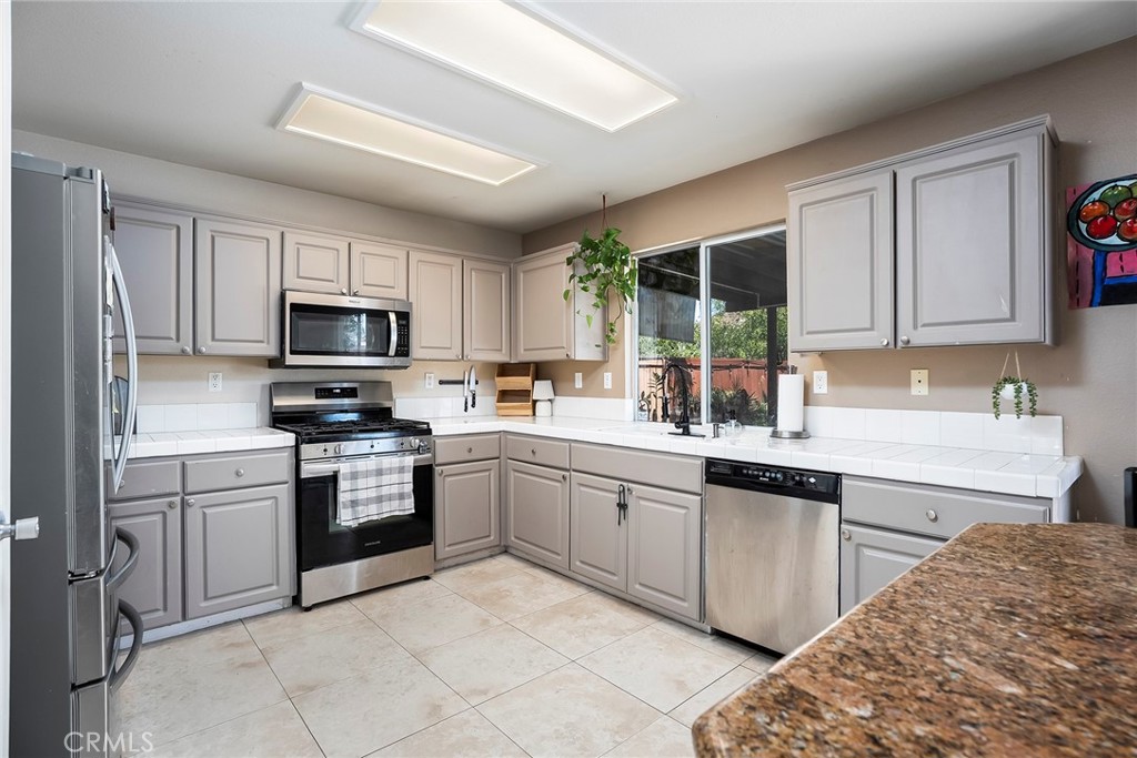 23128 Cannery