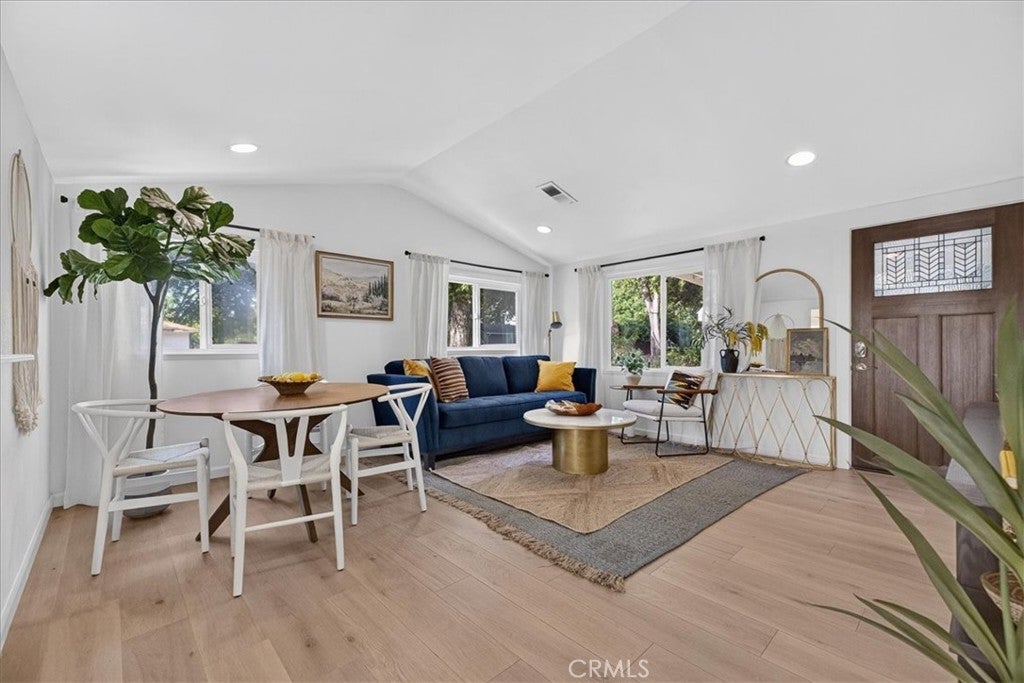 1381 Davis