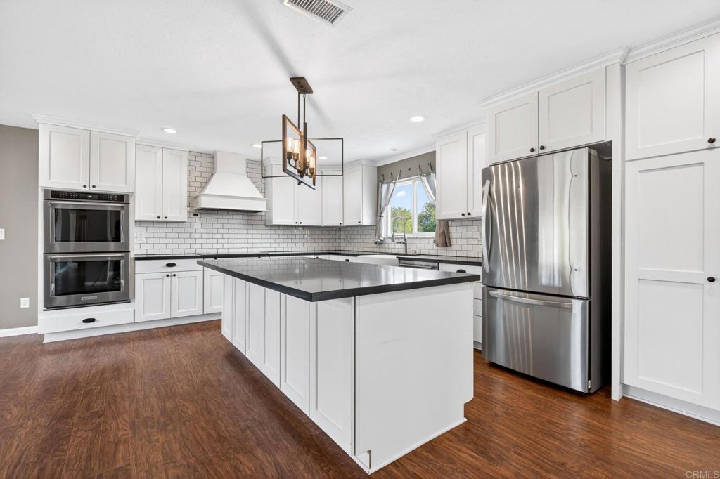 15475 Sierra Grande
