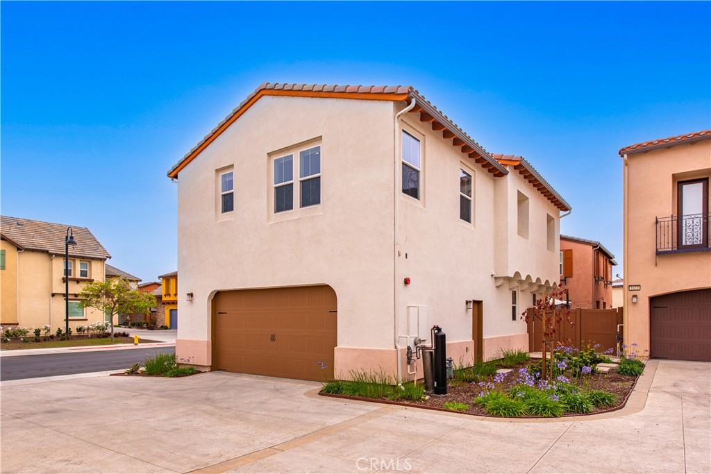 1625 Range Road