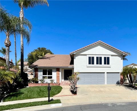 24931 Avenida Libre Lake Forest CA 92630