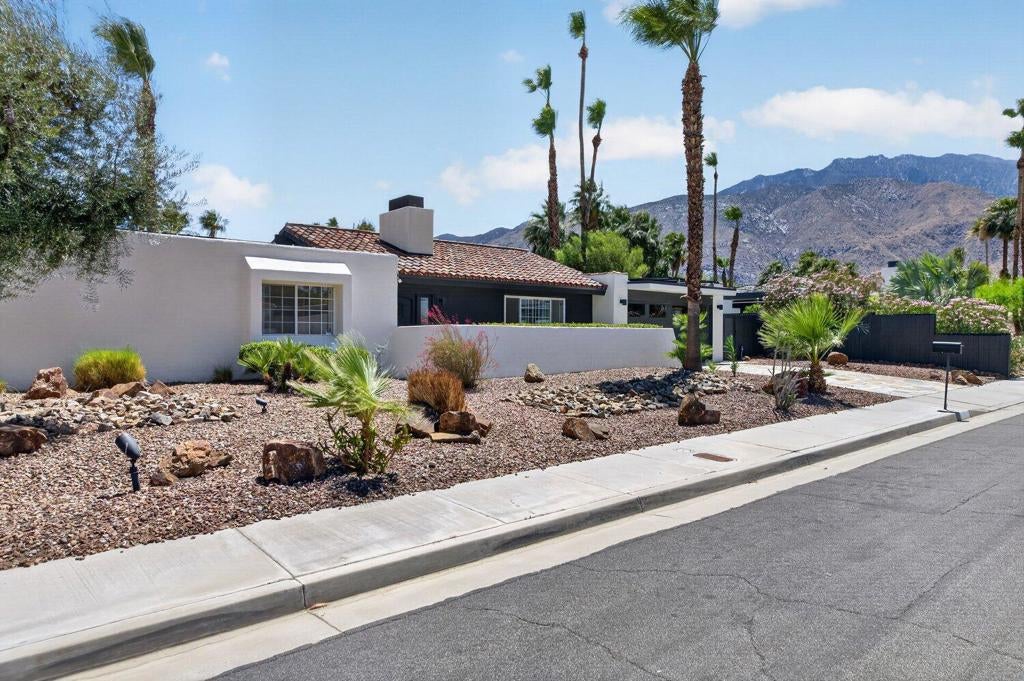 1055 E Louise Drive