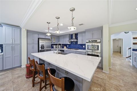 24484 Lincoln Avenue Murrieta CA 92562