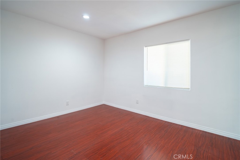 Wrigley Area (WR) - Residential Lease