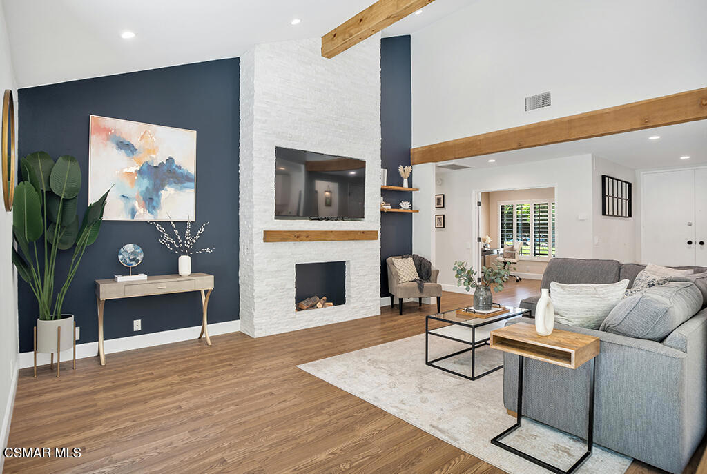 3116 W Cumberland Court