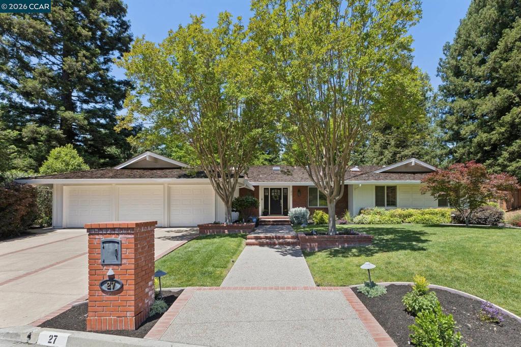 27 Shawn Ct