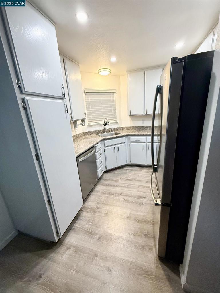 FOXBORO DOWNS - Residential