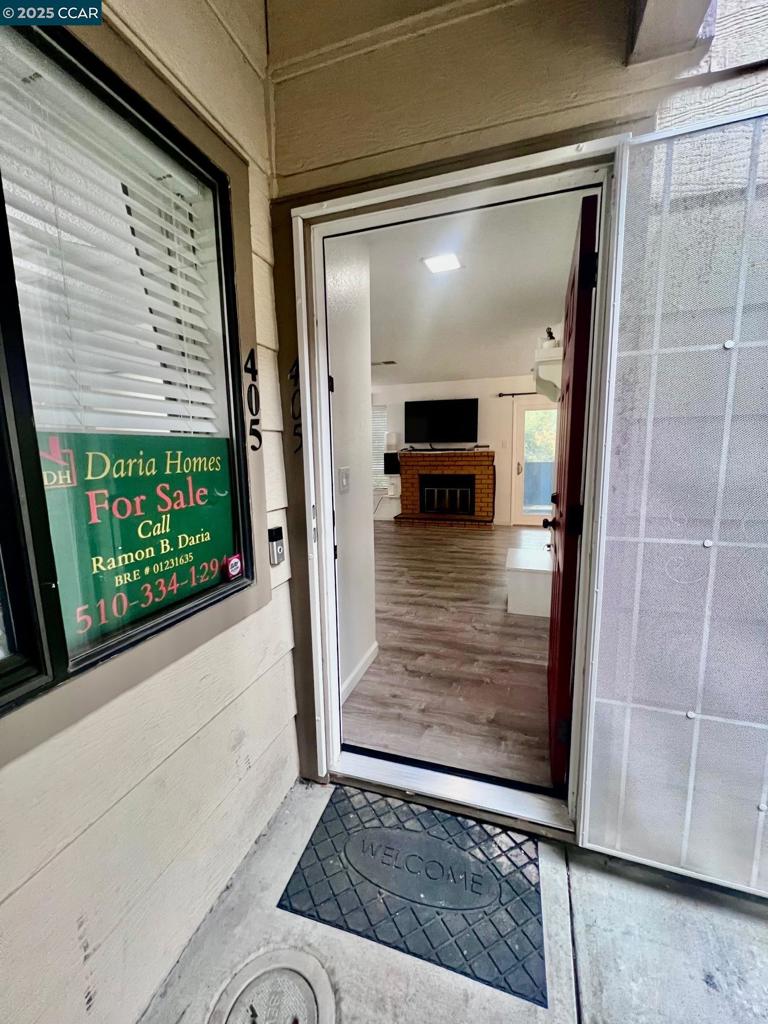 FOXBORO DOWNS - Residential