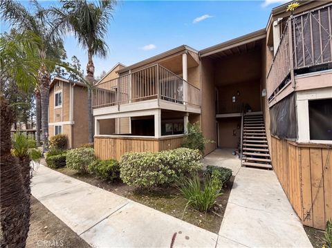 Photo of 920 S Palmetto Ave, Ontario, CA 91762 (MLS # IV26097328)