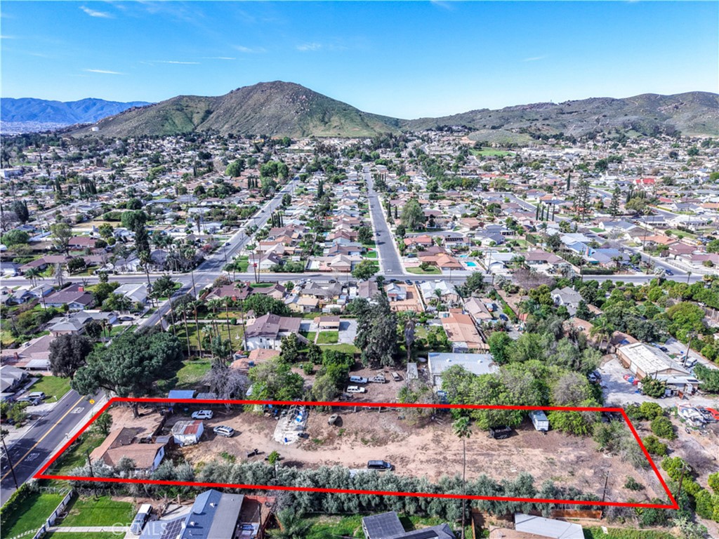 11257 Norwood Avenue