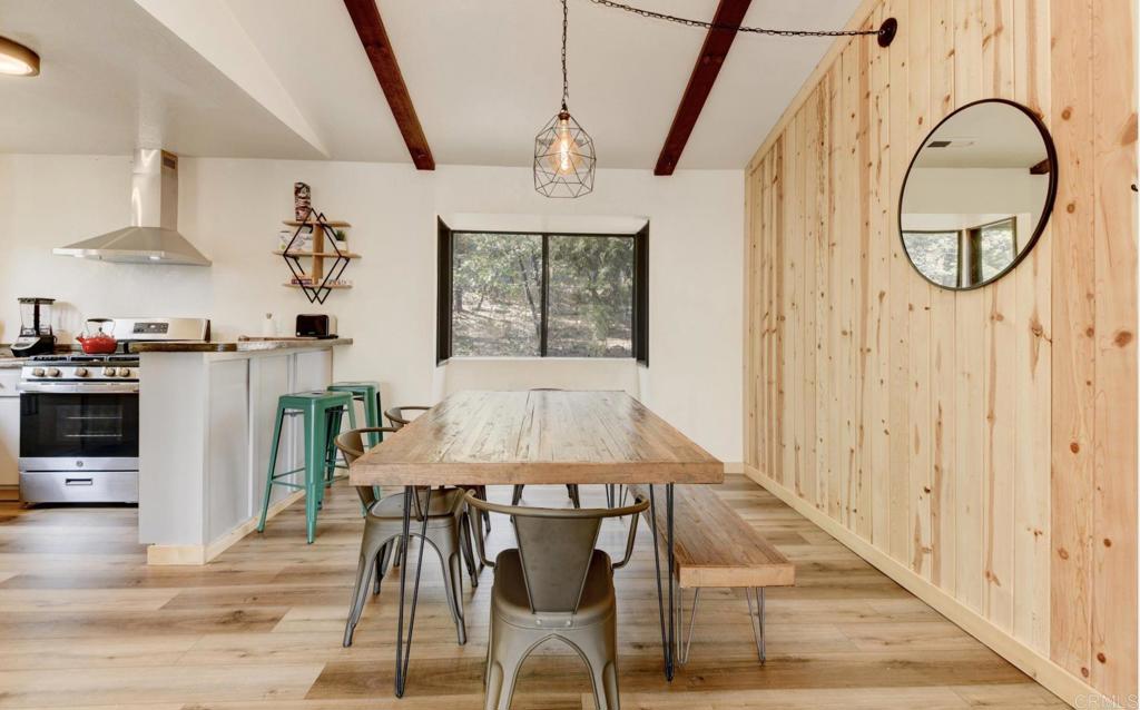 1288 clubview Drive 102-202