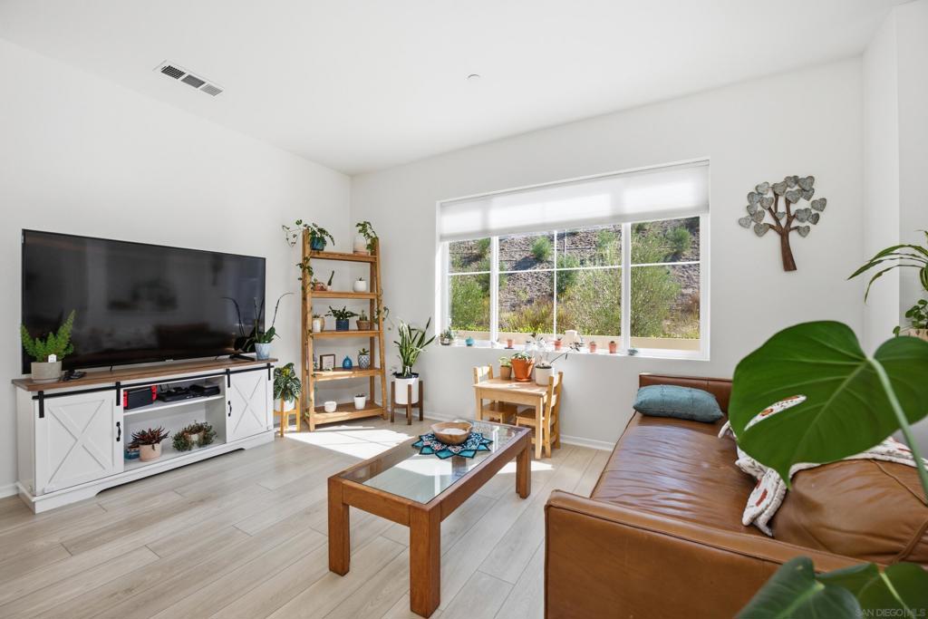 35103 Grove Trl