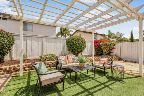 Tiny photo for 1117 Vaquero Drive, Oxnard, CA 93030 (MLS # V1-37218)