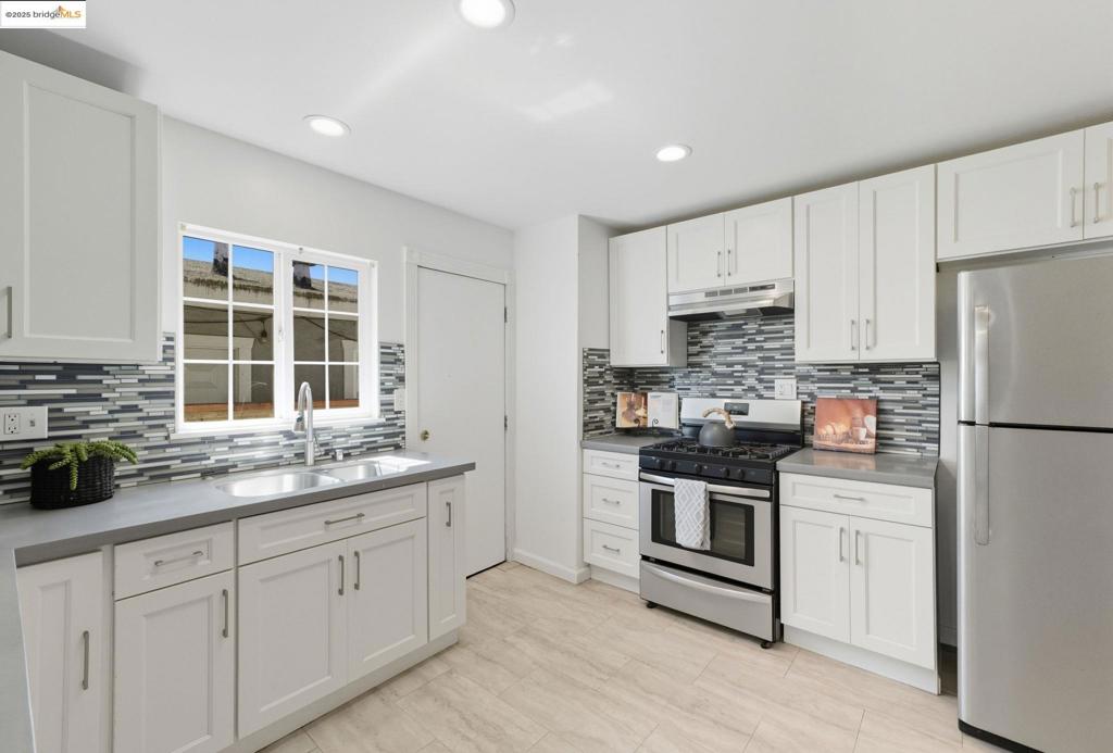 SAN PABLO PROP - Residential