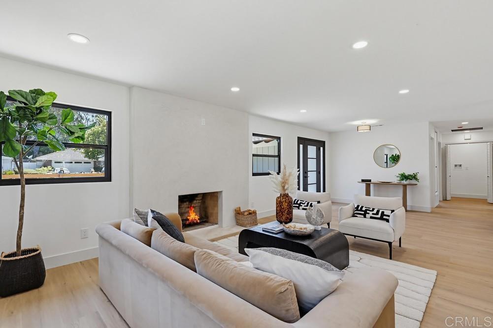 909 San Pablo Drive