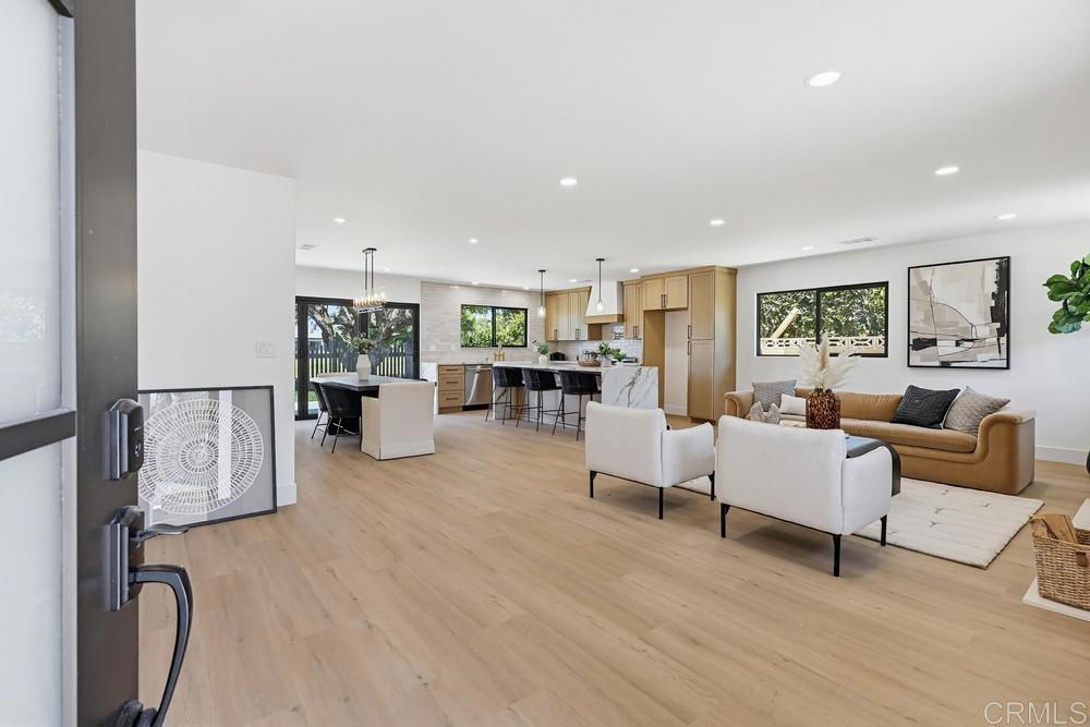 909 San Pablo Drive