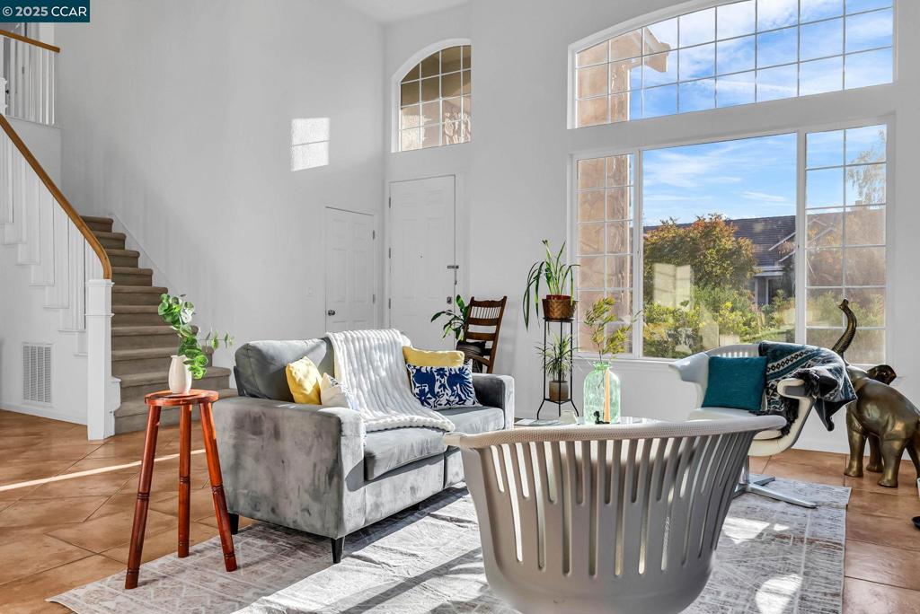 CRYSTAL RANCH - Residential