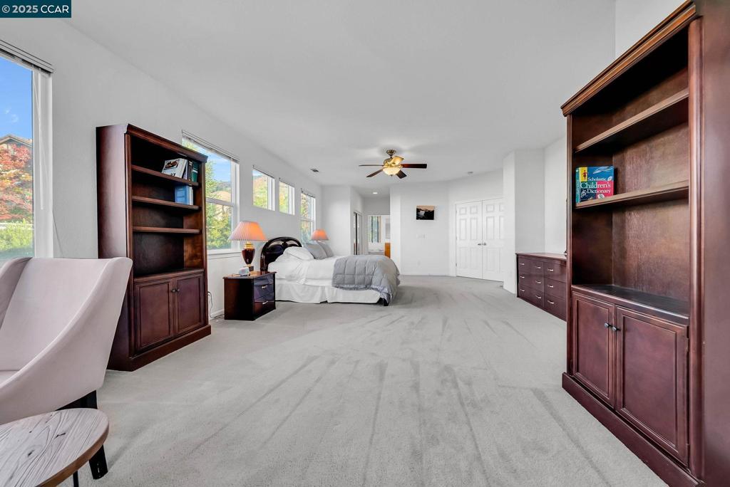 CRYSTAL RANCH - Residential