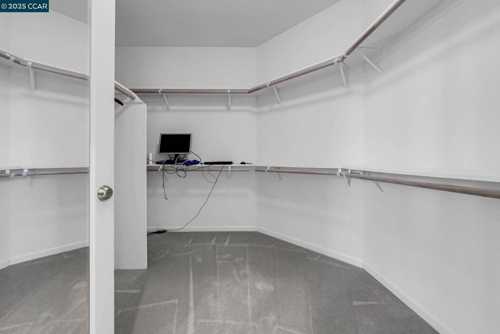 CRYSTAL RANCH - Residential