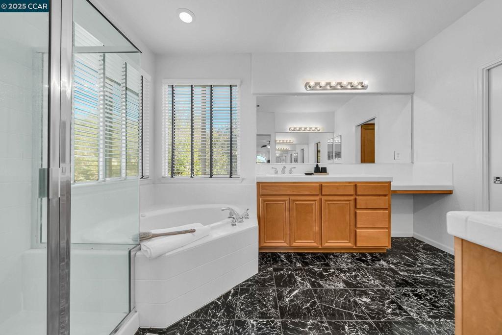 CRYSTAL RANCH - Residential