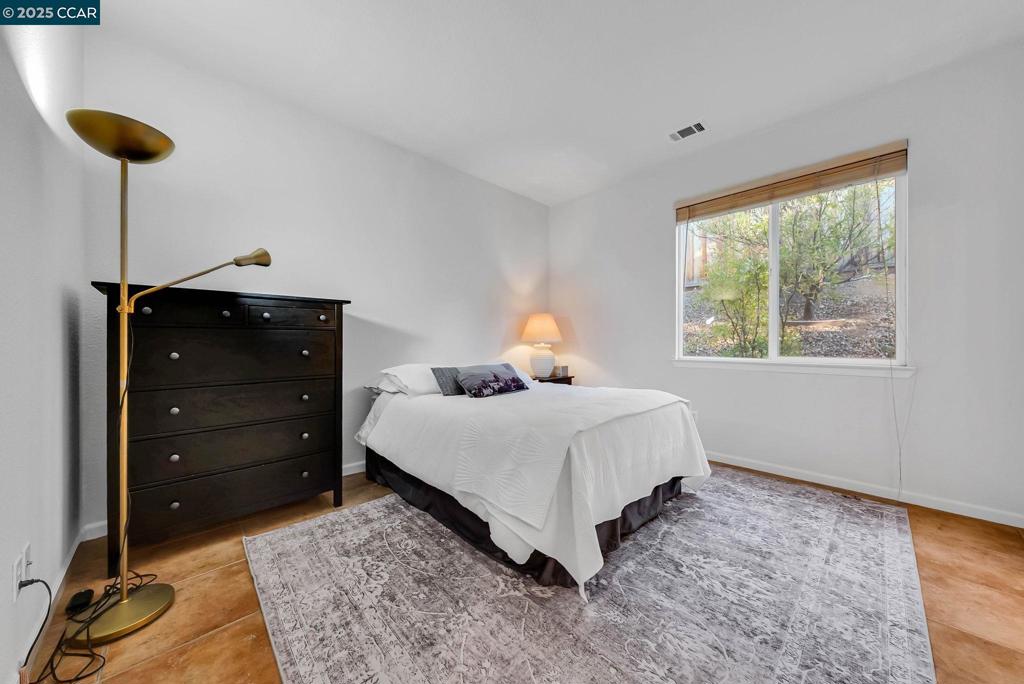 CRYSTAL RANCH - Residential