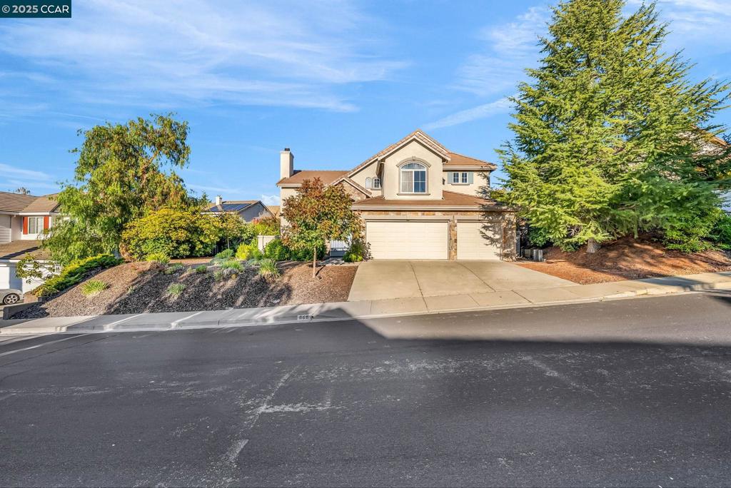 CRYSTAL RANCH - Residential