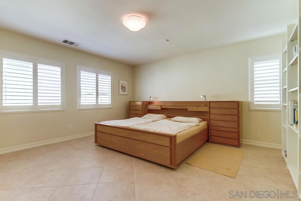 Rancho Bernardo - Residential Lease