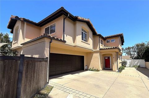 Photo of 2211 Dufour Ave #B AVE, Redondo Beach, CA 90278 (MLS # SB26120624)